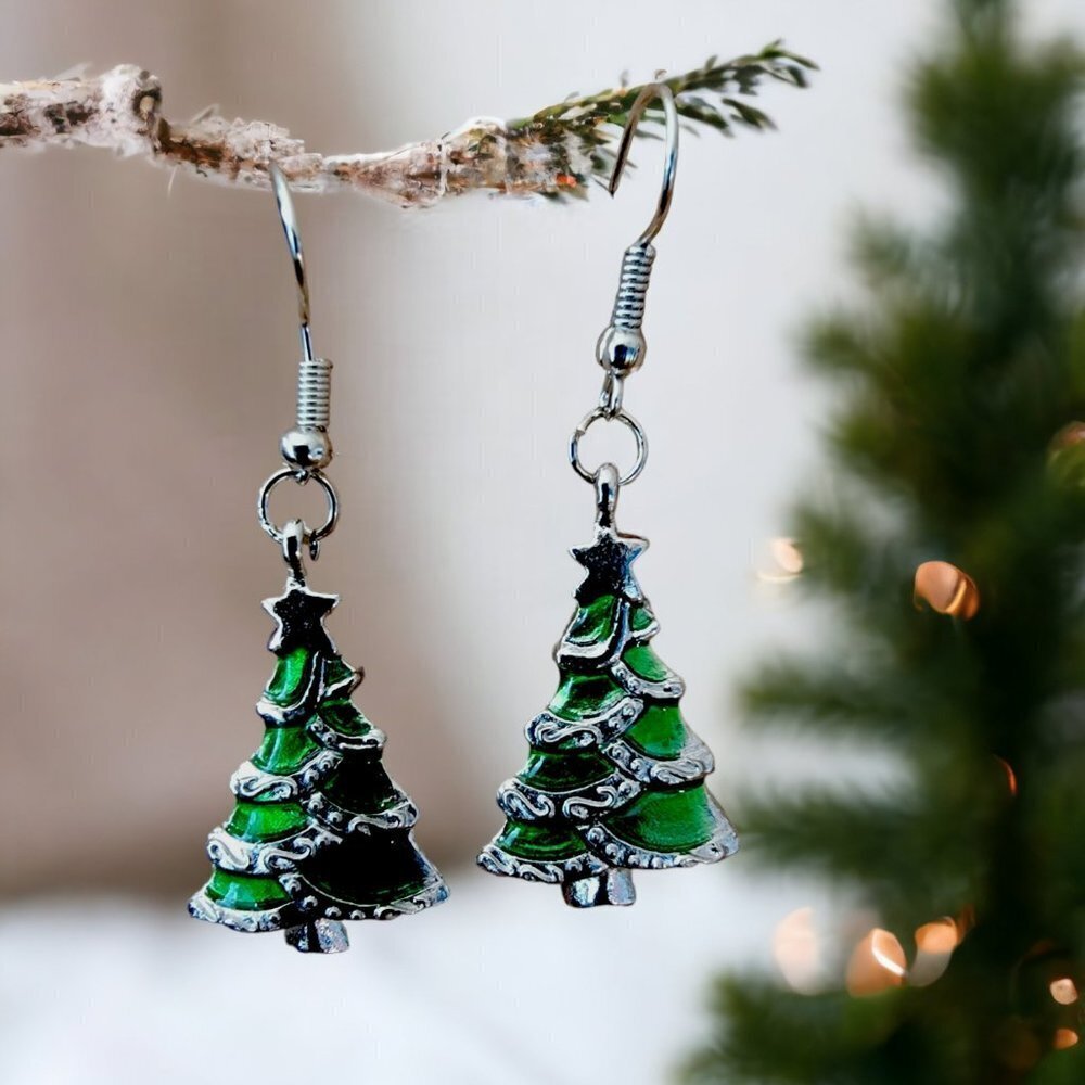 Christmas Tree Green Enamel Dangle Drop Earrings - New